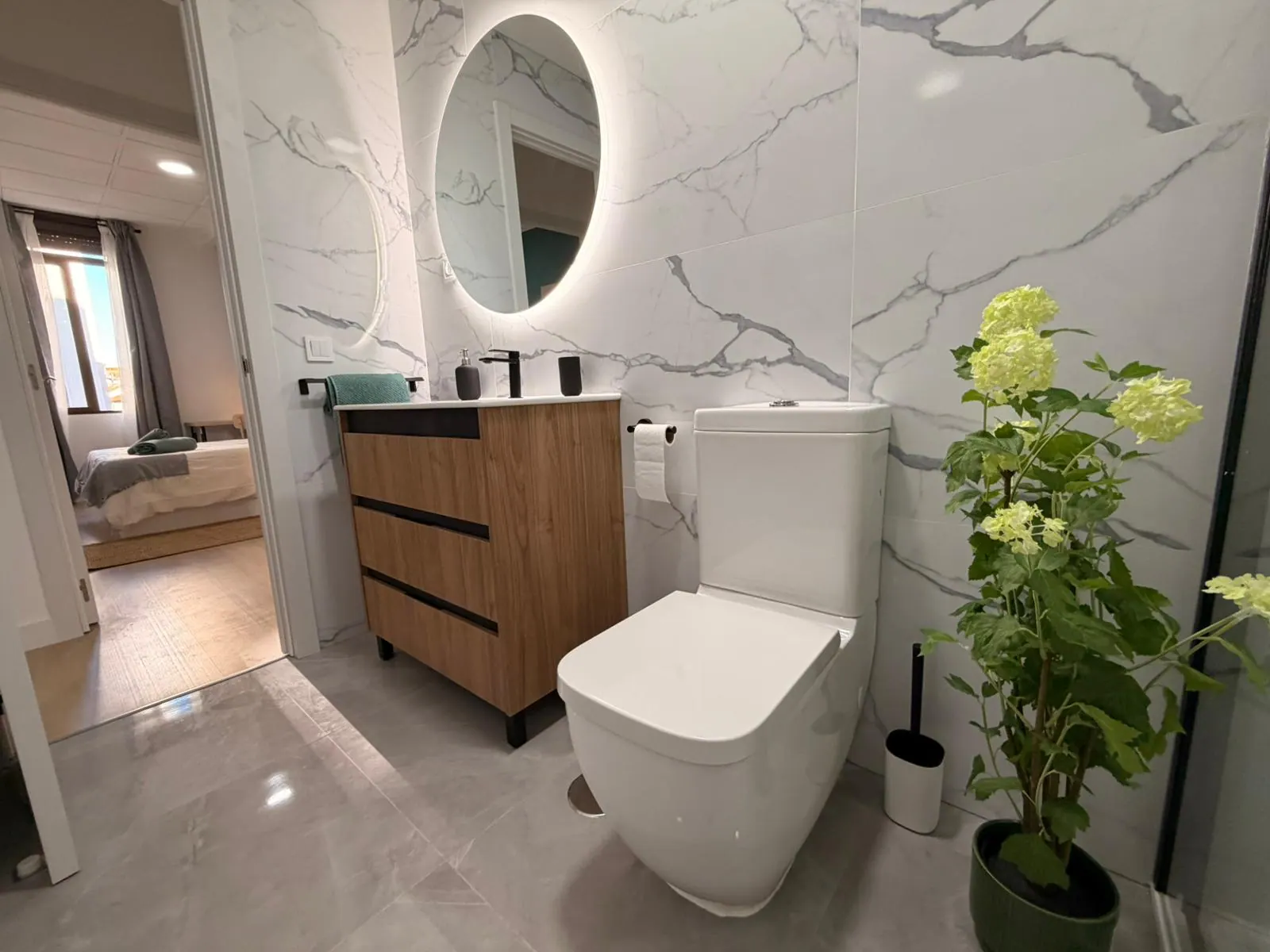 Bathroom in Gran Via